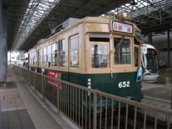 652号、広島港（宇品）駅