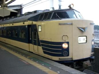 西船橋駅で運転停車