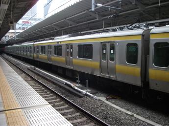 六扉車配給列車