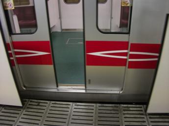営団02系電車