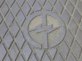 東京電力
